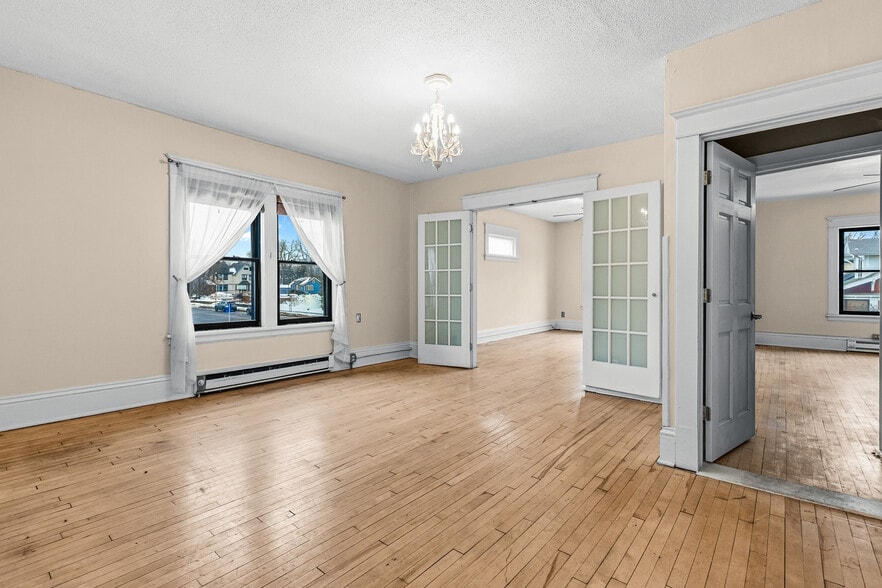 More Photos Of 1154 Grand Ave, Saint Paul Storefront Retail Office For Sale