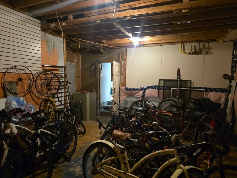 More Photos Of 4-6 Sykes St N, Meaford Apartments For Sale