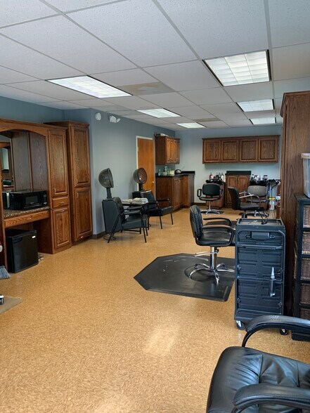 More Photos Of 730 Lenox Ave, Oneida Storefront Retail Office For Sale