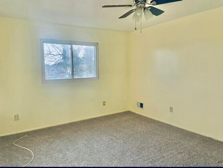 More Photos Of 22 Spartan Ave, Staten Island Apartments For Sale