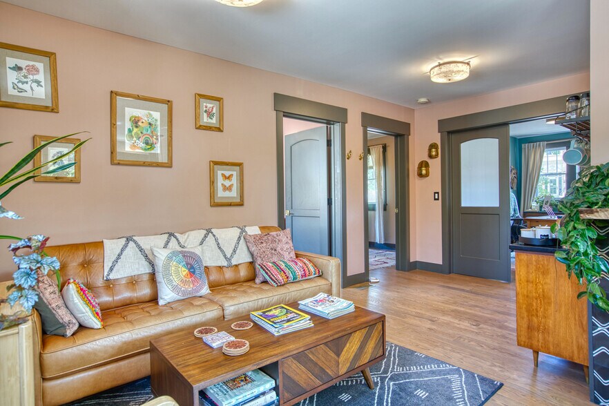 More Photos Of , Lafayette Office For Sale