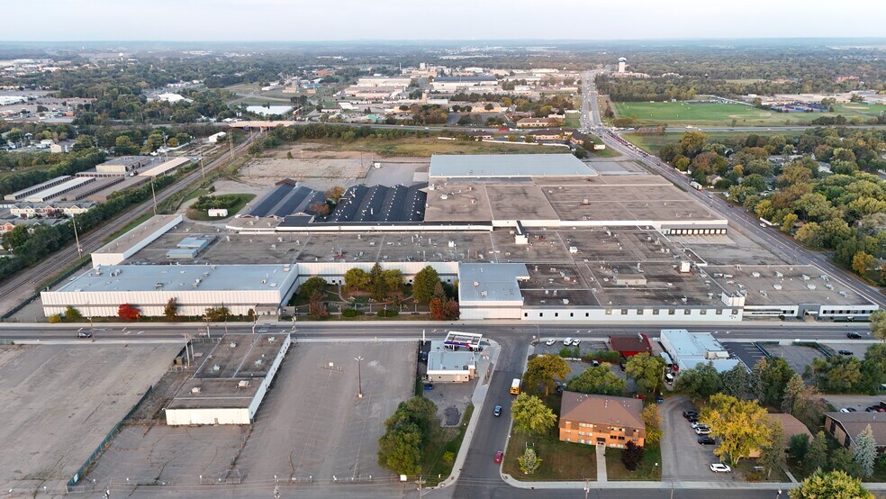 More Photos Of 701 33rd Ave N, Saint Cloud Manufacturing For Lease