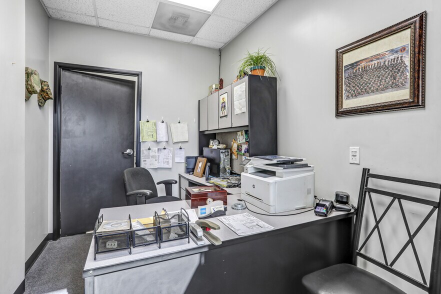 More Photos Of 19821 Valley Blvd, Walnut Auto Repair For Sale