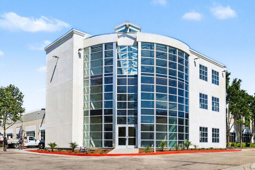 More Photos Of 2950-2952 Collier Canyon Rd, Livermore Research And Development For Lease