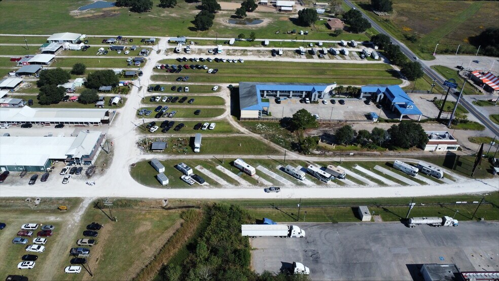 More Photos Of 14902 FM 1663 Rd, Winnie General Retail For Sale