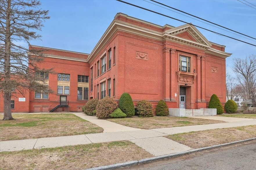 More Photos Of , Springfield Multifamily For Sale