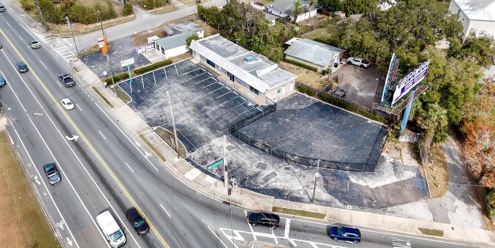Primary Photo Of 4401 Edgewater Dr, Orlando Freestanding For Lease