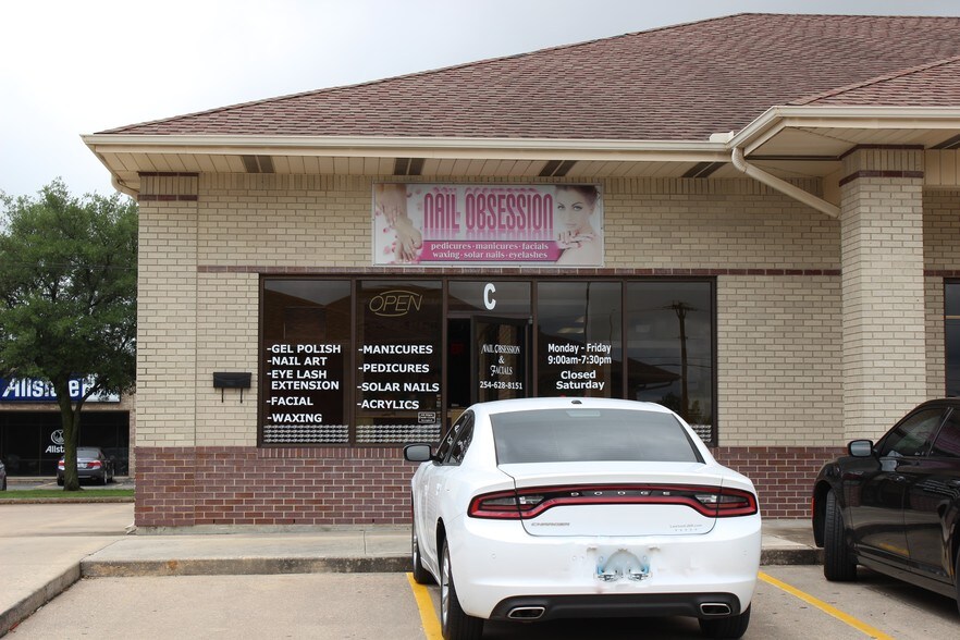 More Photos Of 4400 E Stan Schlueter Loop, Killeen Unknown For Lease