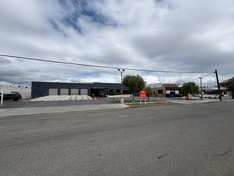 More Photos Of 9000 Bellanca Ave, Los Angeles Manufacturing For Lease