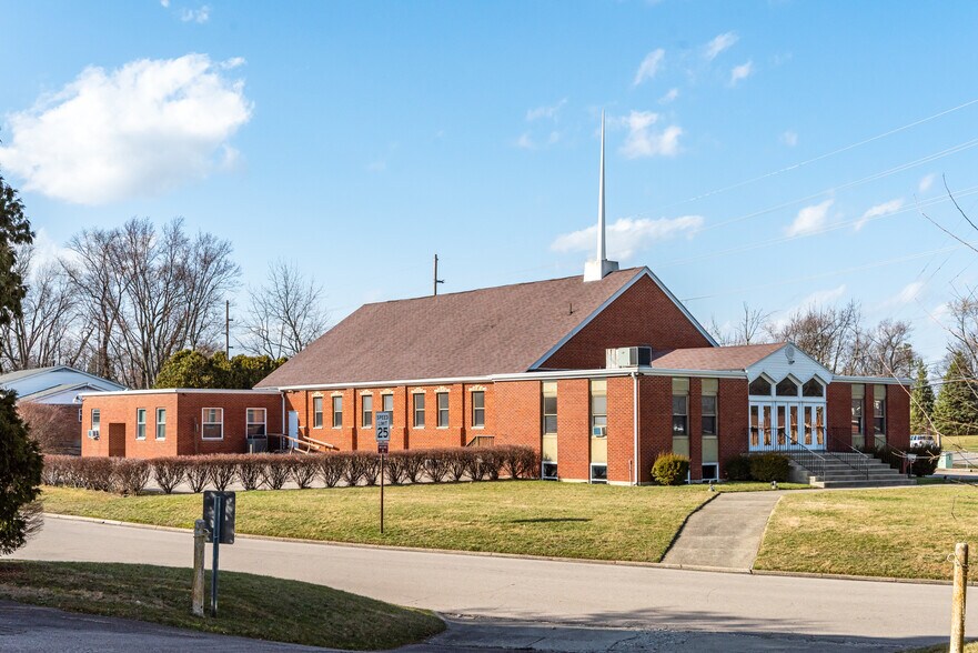 More Photos Of 4445 Wilmington Pike, Dayton Religious Facility For Sale