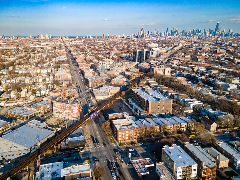 More Photos Of 2950 W Fullerton Ave, Chicago Storefront Retail Residential For Lease