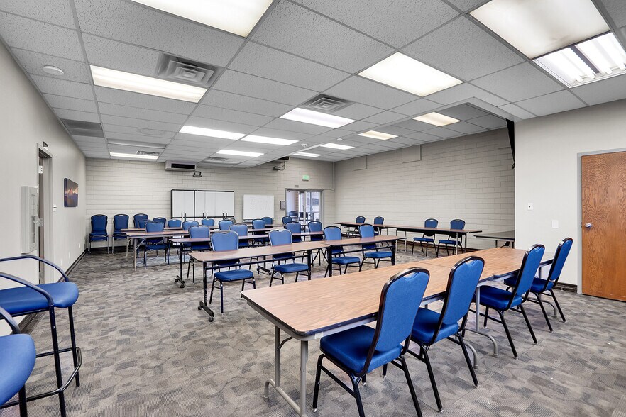 More Photos Of 330 Park Ave, Fort Lupton Office For Lease