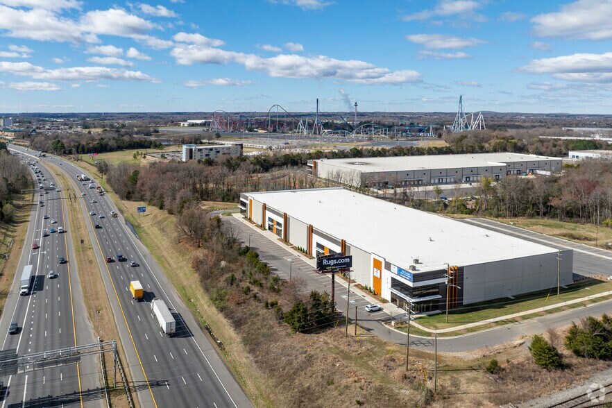 More Photos Of 2011 Nevada Boulevard, Charlotte Warehouse For Lease