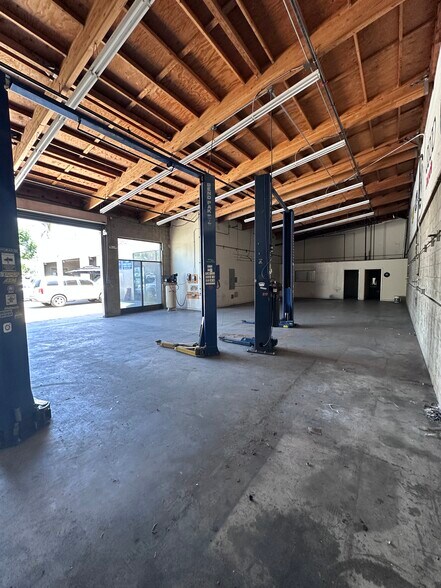 More Photos Of 11318-11328 Garvey Ave, El Monte Auto Repair For Lease