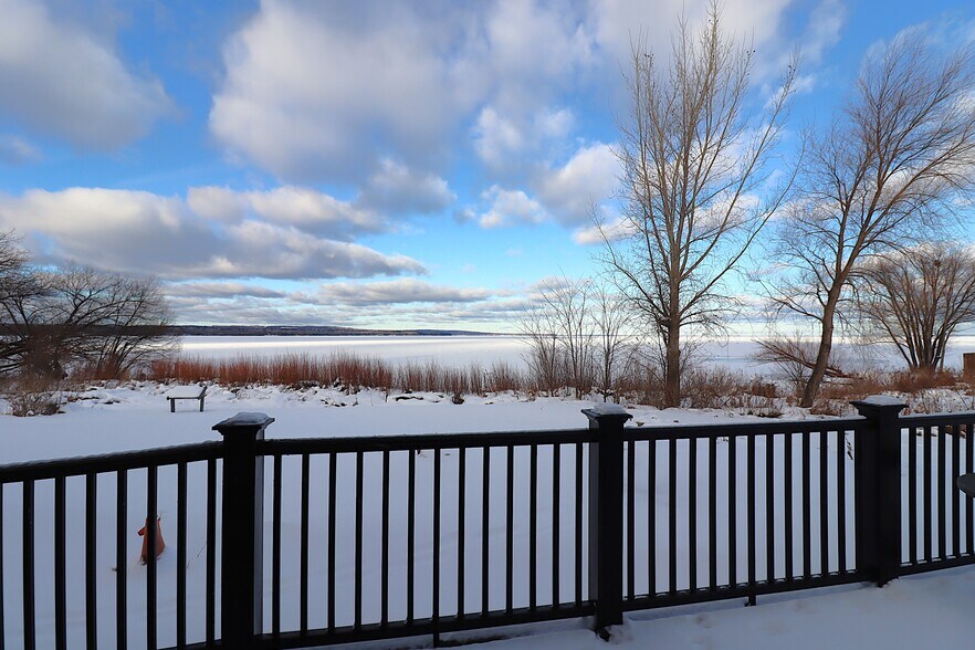 More Photos Of 30580 Hwy 2, Ashland General Retail For Lease