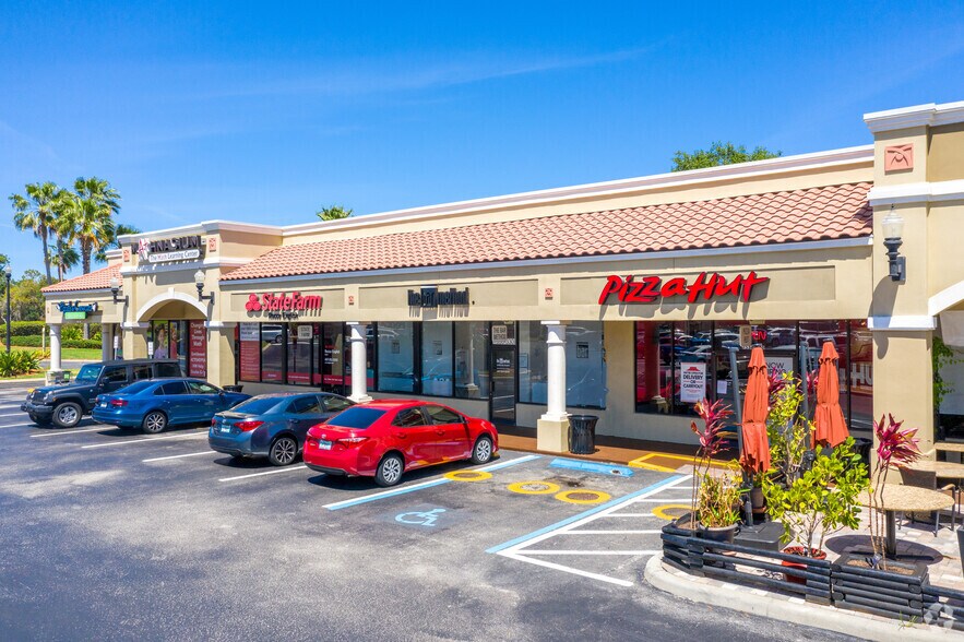 More Photos Of 7506-7524 Dr Phillips Blvd, Orlando Unknown For Lease