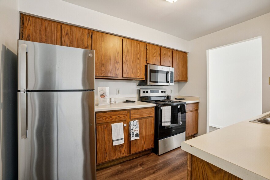 More Photos Of 1124-1148 Morraine View Dr, Madison Apartments For Sale