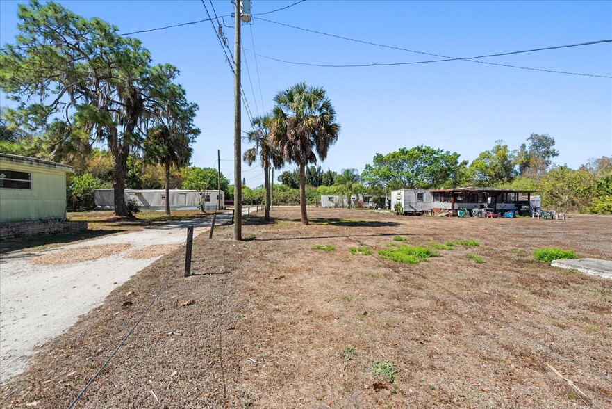 More Photos Of 380 San Jose St, North Fort Myers Manufactured Housing Mobile Home Park For Sale