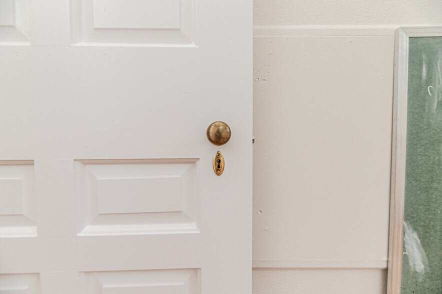 More Photos Of 211 Main st, Broadway Religious Facility For Sale