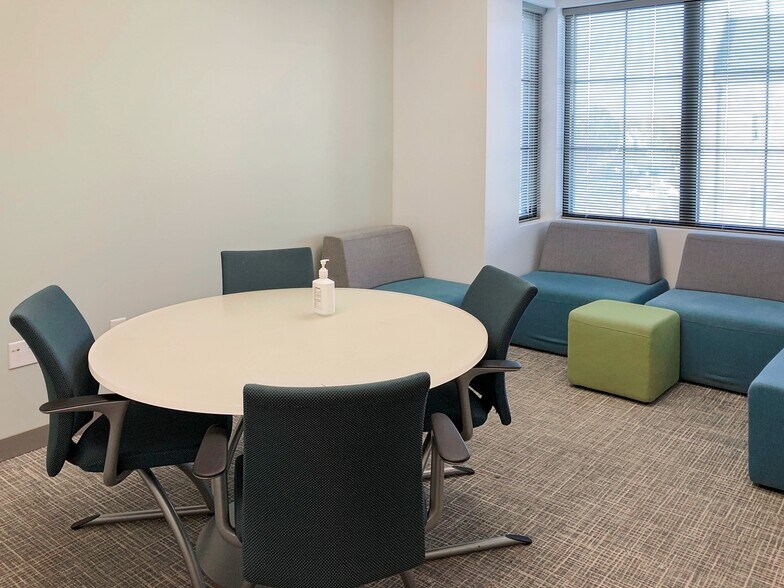 More Photos Of 1251 N Eddy St, South Bend Coworking Space