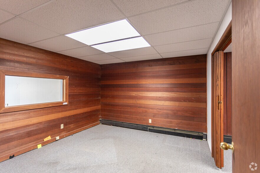 More Photos Of 1876 W Fortune Rd, Salt Lake City Manufacturing For Lease