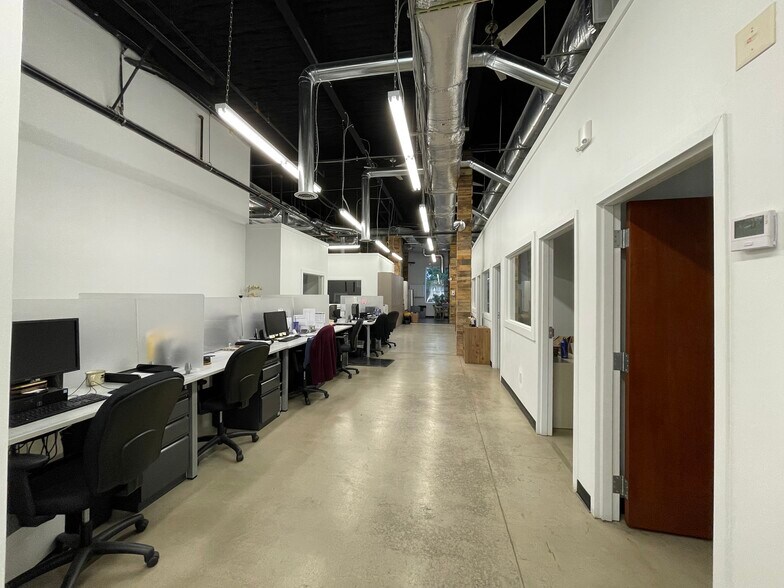 More Photos Of 50 Stewart Ave, Huntington Apartments For Lease