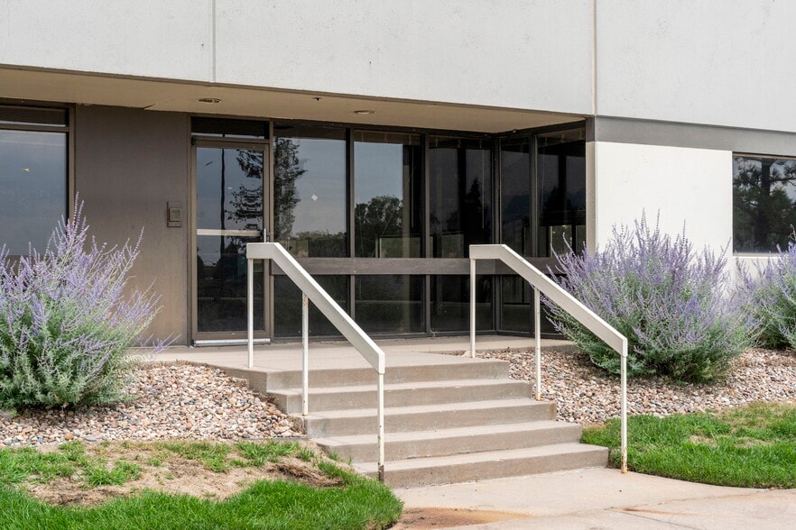 More Photos Of 4040 E Bijou St, Colorado Springs Unknown For Lease