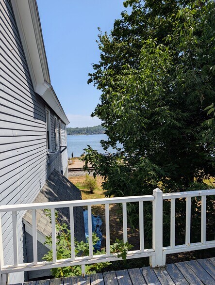 More Photos Of 35 Water St, Wiscasset Medical For Lease