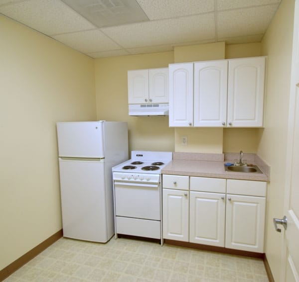 More Photos Of 601 7th St, Laurel Office For Lease