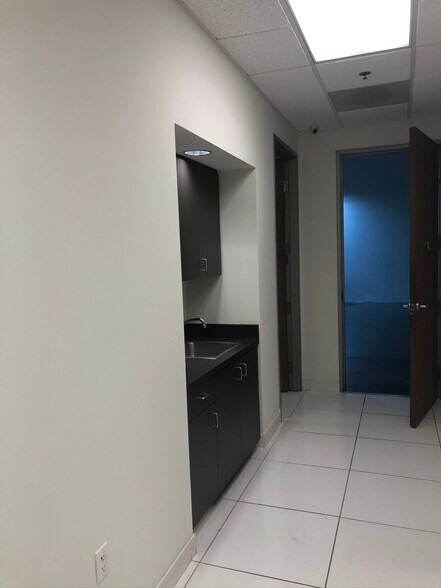 More Photos Of 9220-9268 1/2 Hall Rd, Downey Manufacturing For Sale