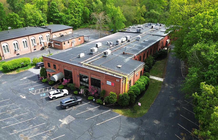 More Photos Of 63 Great Rd, Maynard Loft Creative Space For Sale