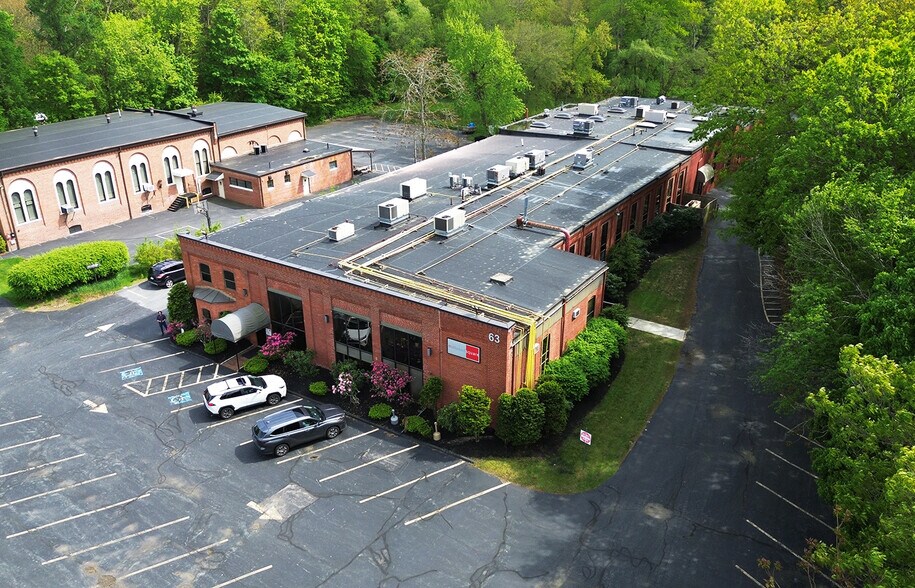 More Photos Of 63 Great Rd, Maynard Loft Creative Space For Lease