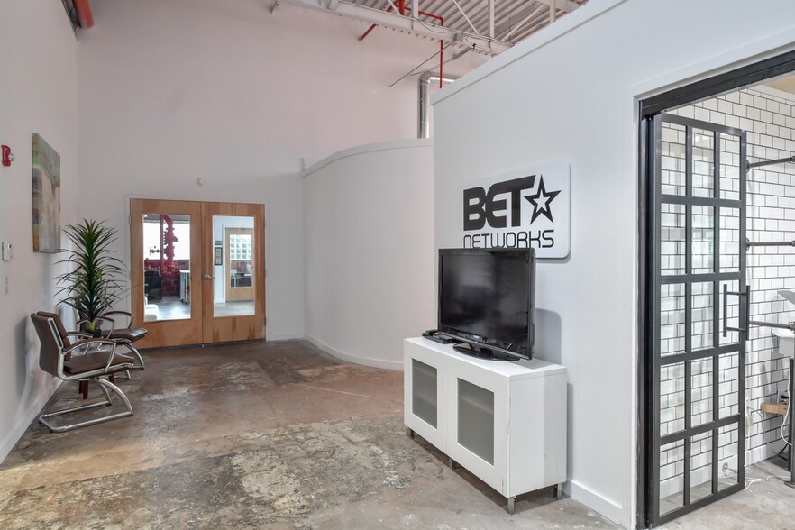 More Photos Of 650 Hamilton Ave SE, Atlanta Unknown For Lease