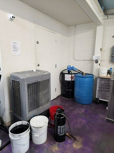 More Photos Of 3102 Los Arboles NE ave, Albuquerque Industrial For Sale