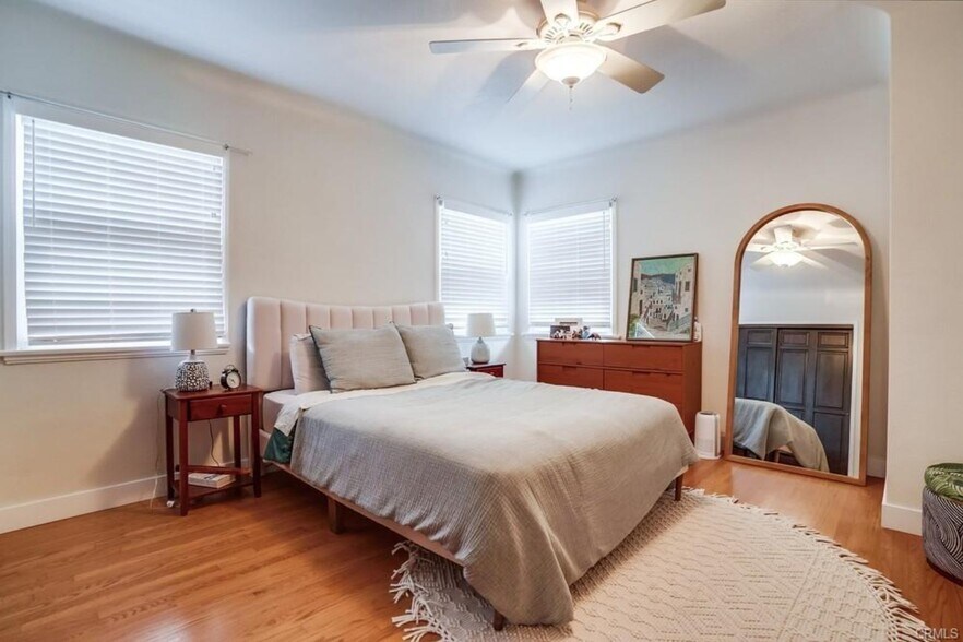 More Photos Of 150 Ximeno Ave, Long Beach Multifamily For Sale