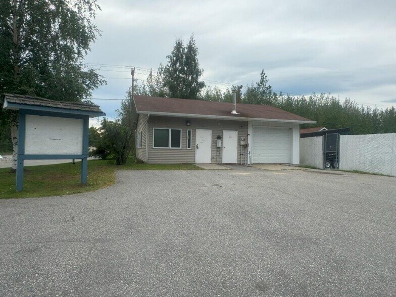 More Photos Of 1422 Hampstead Ave, Fairbanks Office For Lease
