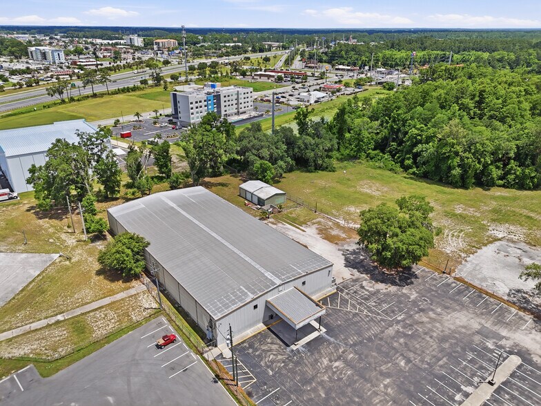 More Photos Of 357 NW Hall Of Fame Dr, Lake City Skating Rink For Sale