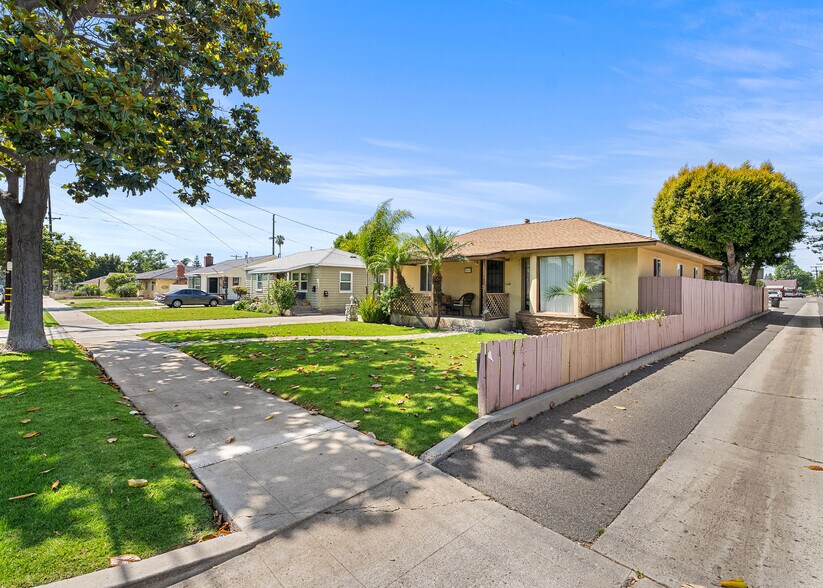 More Photos Of 937 E Palmyra Ave, Orange Apartments For Sale