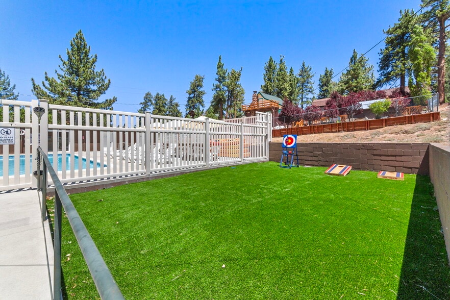 More Photos Of 39756 Big Bear Blvd, Big Bear Lake Hotel For Sale