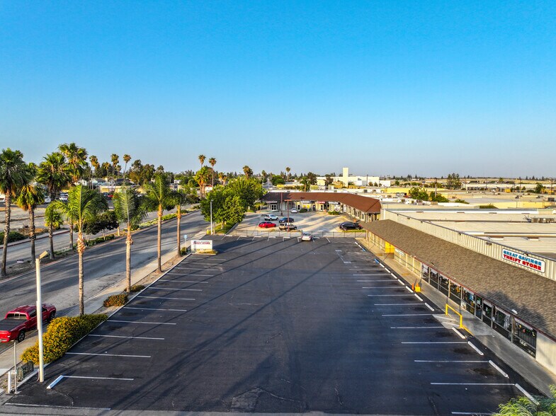 More Photos Of 4611 Holt Blvd, Montclair Freestanding For Sale