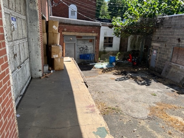 More Photos Of 100 Beecher Ave, Cheltenham Township Warehouse For Lease