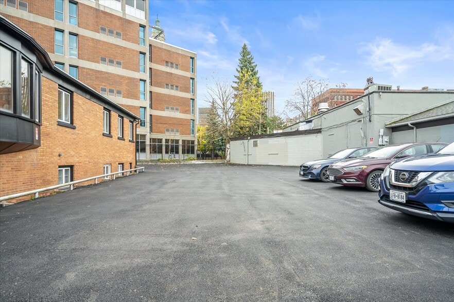 More Photos Of 287 Andrews St, Rochester Medical For Sale