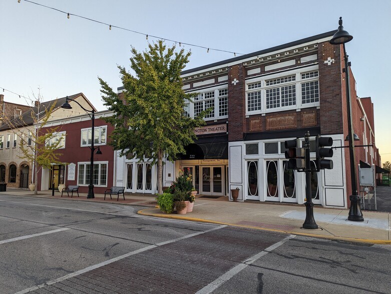 More Photos Of 222 W Main St, Belleville Medical For Sale