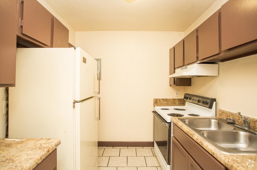 More Photos Of 1024 Day Street Rd, Montgomery Apartments For Sale