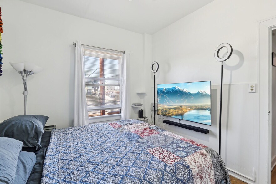 More Photos Of 2525-2543 University Ave, San Diego Apartments For Lease