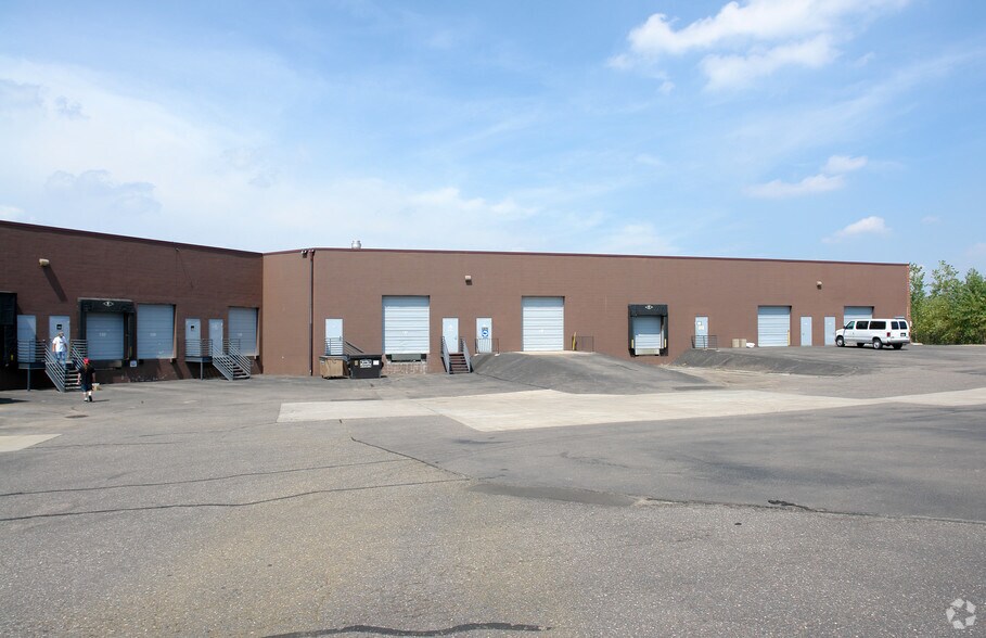 More Photos Of 5480 N Nathan Ln, Plymouth Manufacturing For Lease