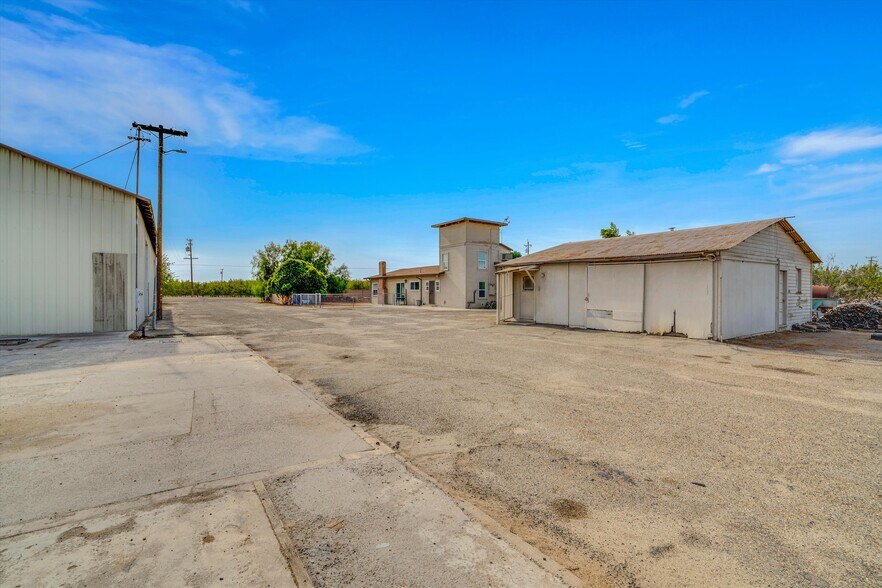 More Photos Of 21549 E River Rd, Escalon Land For Sale