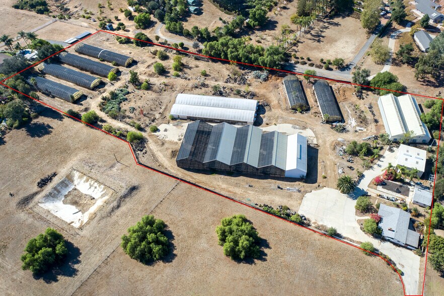 More Photos Of 1881 Fuerte St, Fallbrook Garden Center For Sale