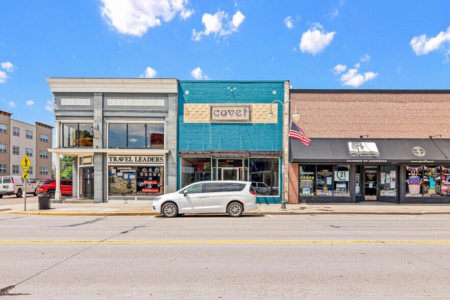 More Photos Of 251 S Knowles Ave, New Richmond Office For Sale