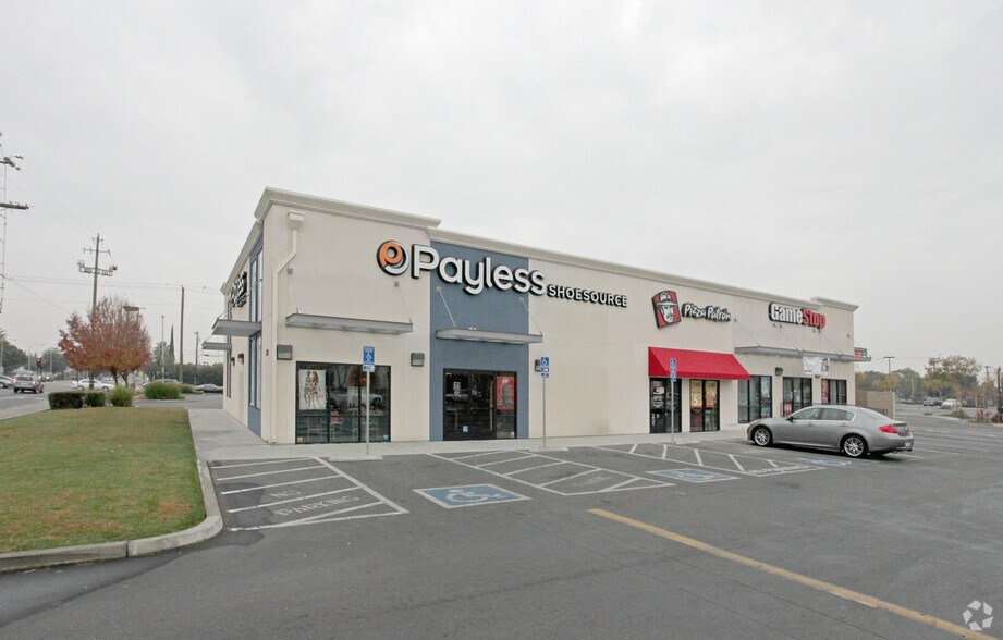 More Photos Of 3235 N 1st St, Fresno Freestanding For Lease